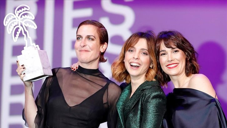 Las tres protagonistas de 'Déjate llevar' fueron premiadas en Canneseries. (CANNESERIES)