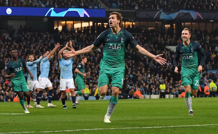 Llorente celebra un gol con el Tottenham ante el City en Champions. (Anthony DEVLIN/AFP)