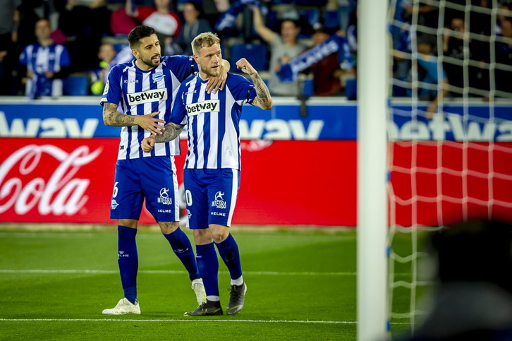 Guidetti ha aprovechado el primero de los regalos de Yoel. (Jaizki FONTANEDA / FOKU)