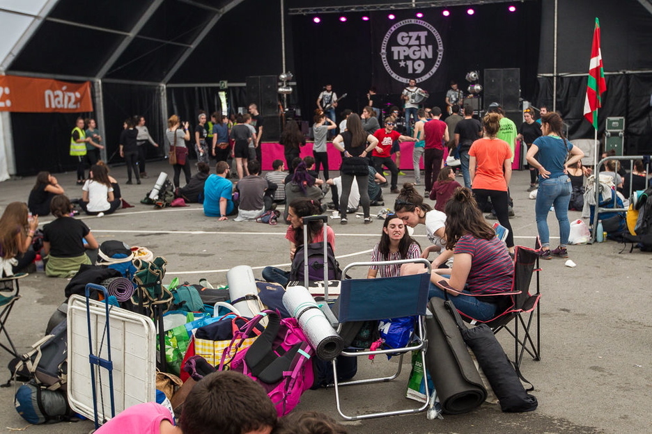 Zirkinik Bez! taldearen erromeria.