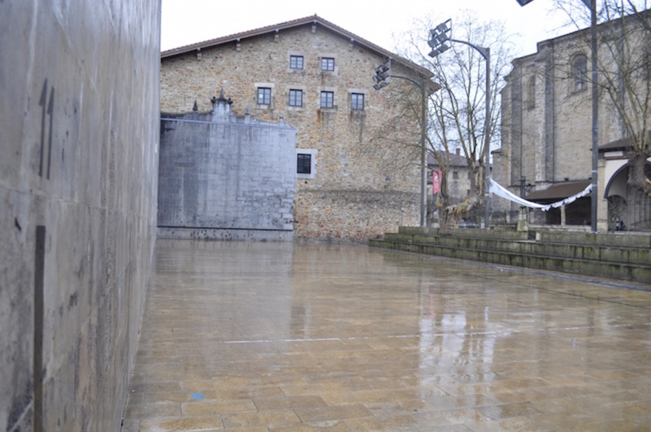 Frontón de Elorrio (Iñaki Uriarte) Frontón de Elorrio (Iñaki Uriarte)