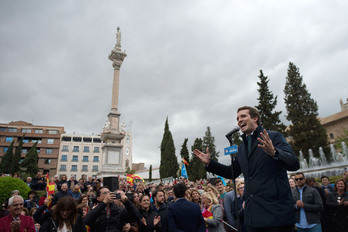 Casado, en un acto electoral en Granada. (JORGE GUERRERO / AFP) 