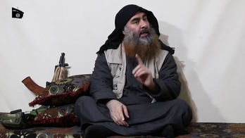 El líder del ISIS, Abu Bakr al-Baghdadi, en una captura del vídeo publicado por el grupo. (AFP)