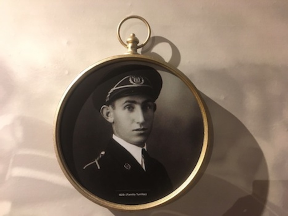 El maestro Turrillas, figura destacada de la banda, en la que se dedica un rincón especial en la muestra.