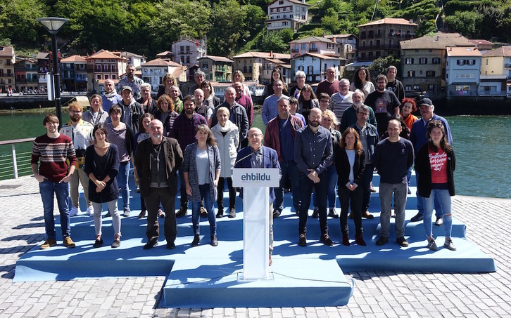 Gipuzkoako EH Bilduren hautagaien agerraldia gaur Pasaian. (NAIZ)