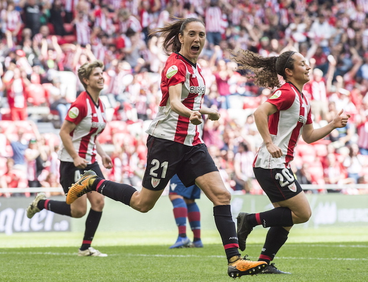Vanesa Gimbert tras anotar ante el Levante en San Mamés. (Marisol Ramirez / FOKU)