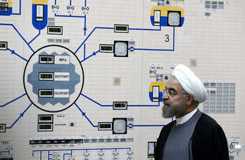 El presidente iraní, Hassan Rohani, durante una visita a unas instalaciones nucleares. (AFP)