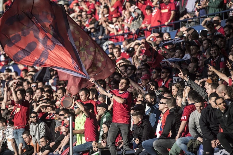 Los últimos seis partidos han agotado entradas. El estadio remozado tendrá 24.000 asientos. (Jagoba MANTEROLA | FOKU)