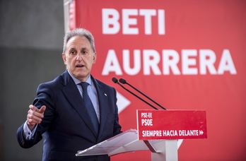 Alfonso Gil en un mitin de campaña. (Marisol RAMIREZ / FOKU)