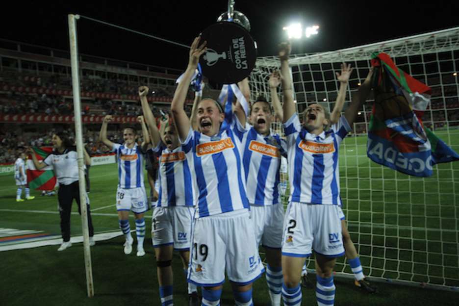 Kopa goian, zaleen aurrean. (LA OTRA FOTO)