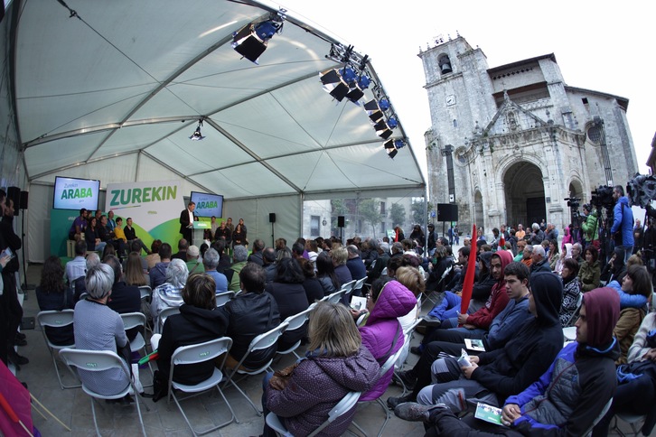Arnado Otegin, en el acto de Agurain. (Endika PORTILLO-FOKU)