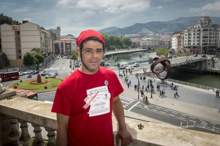 Samir Lahdou, candidato de Goazen a la alcaldía de Bilbo. (Marisol RAMIREZ/FOKU).