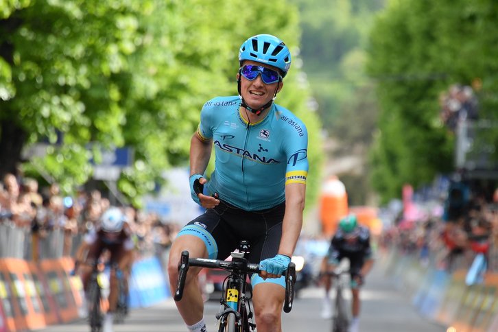 Pello Bilbao, ha llegado en solitario a la meta de L'Aquila. (@giroditalia) 