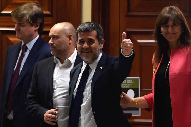 Jordi Sànchez, en los pasillos del Congreso. (Pierre-Philippe MARCOU/AFP)