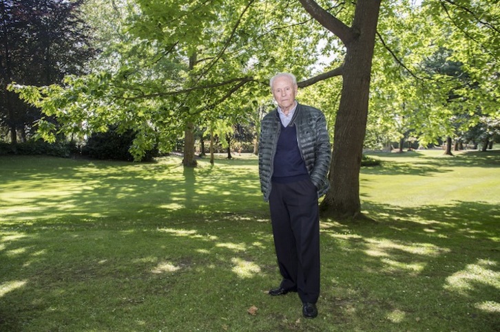 Jesus Altuna urte luzez aritu da Ekaingo kobazuloa eta aztarnategia ikertzen. (Marisol RAMIREZ | FOKU)