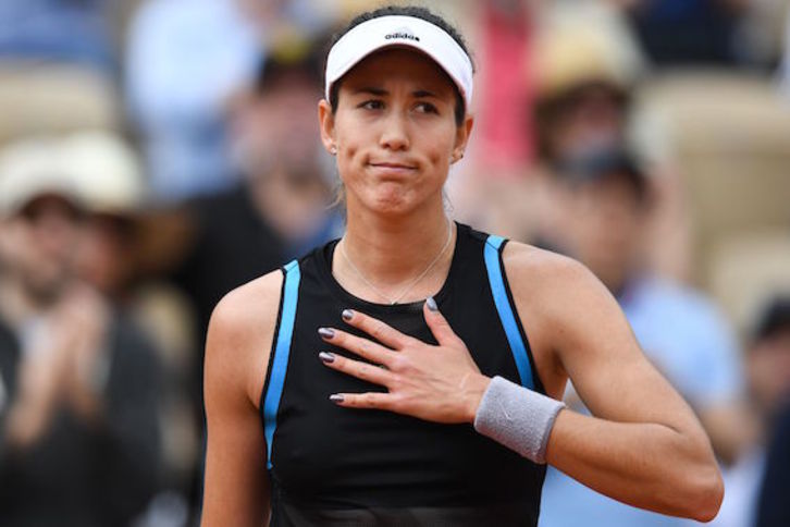 Victoria sufrida para Muguruza en su debut de Roland Garros. (Christophe ARCHAMBAULT/AFP)