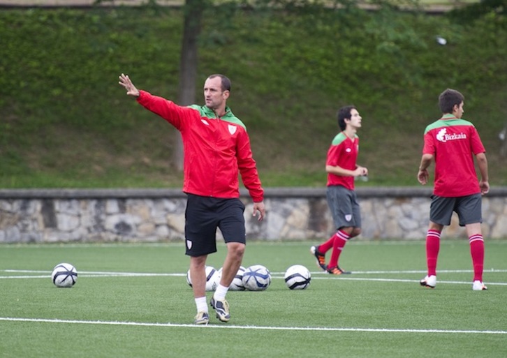 Joseba Etxeberria vuelve a Lezama (Luis JAUREGIALTZO / FOKU)