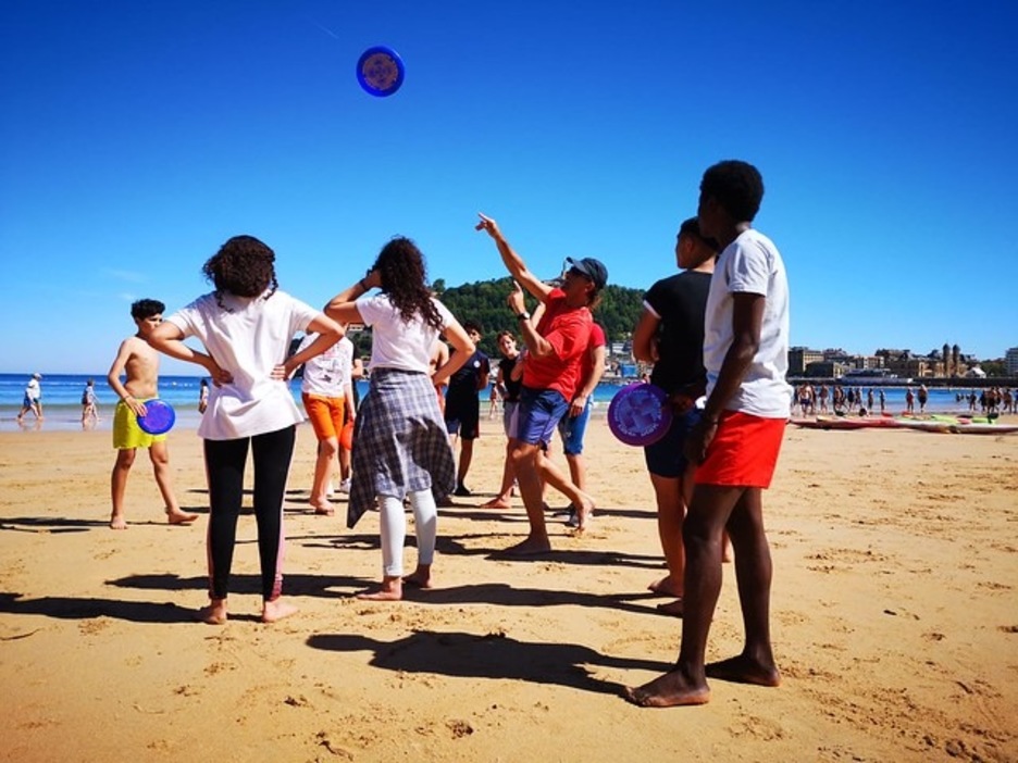 Frisbee tailerrak interesa piztu du. (Olatu Talka)