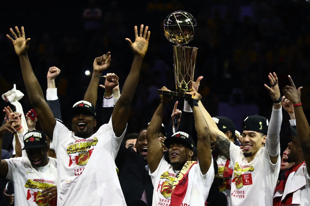 Toronto trae el anillo de la NBA a la cuna donde nació el inventor del