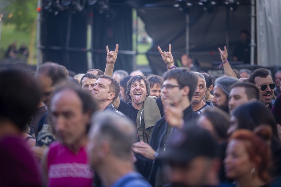Eguraldia eta rock giroa, biak izan ziren bikainak.  (Jaizki FONTANEDA | FOKU)