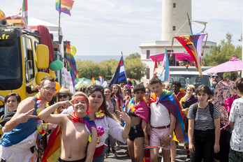 La soirée s’est poursuivie à Bayonne avec un apéro suivi de la Nuit officielle de la Gay Pride.©Guillaume Fauveau