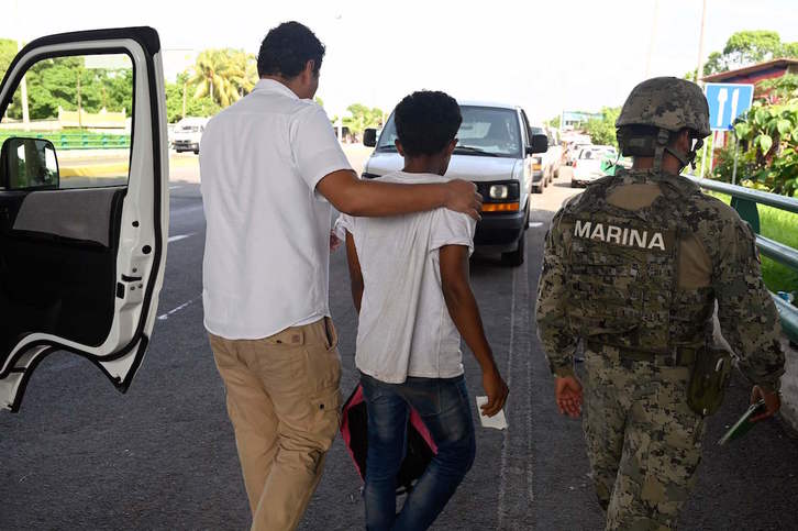 Al menos 15.000 soldados y la Guardia Nacional han sido desplegados en el norte de México. (Alfredo ESTRELLA / AFP)