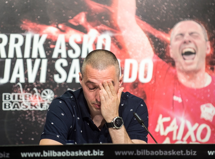 Javi Salgado anunciando su despedida como jugador. (FOKU)