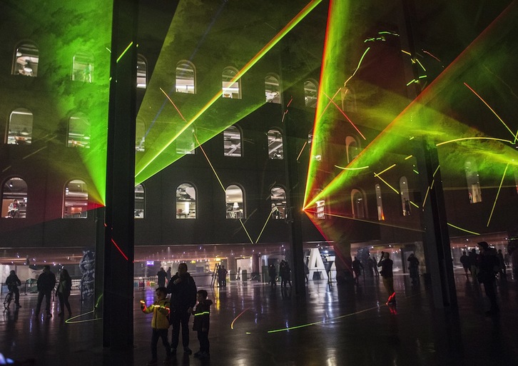 Montaje en el Atrio de Azkuna Zentroa. (Marisol RAMIREZ | FOKU)