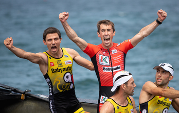 Alegría desbordada en a trainera de Orio. (Eusko Label Liga)