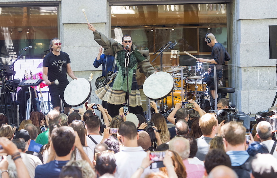 Actuación de Mastodonte. (Luis JAUREGIALTZO / FOKU) Actuación de Mastodonte. (Luis JAUREGIALTZO / FOKU)