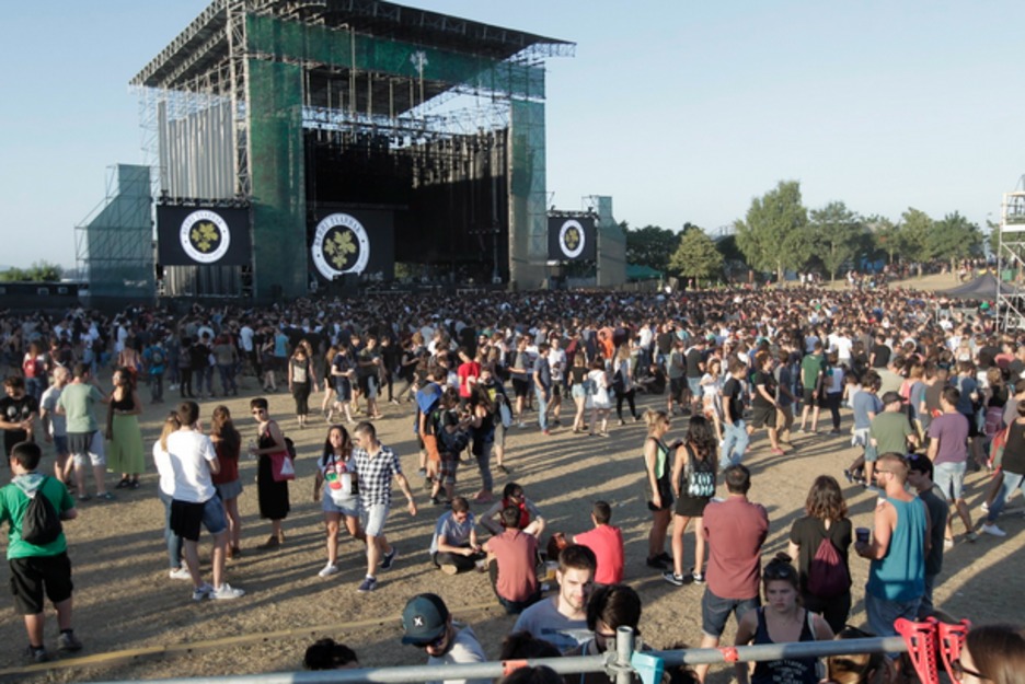 Arratsaldeko giroa Kobetan. (Aritz LOIOLA / FOKU) Arratsaldeko giroa Kobetan. (Aritz LOIOLA / FOKU)