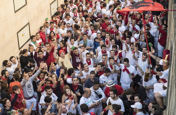 Cuesta de Santo Domingo en todo su esplendor. (Jagoba MANTEROLA/FOKU))