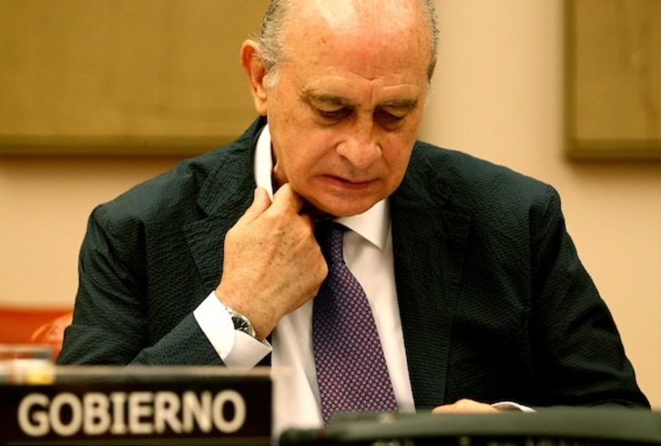 El exministro de Interior Jorge Fernánez, en una comparecencia en el Congreso. (J.DANAE/FOKU)