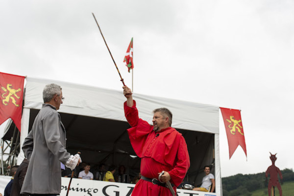 Plus de cent habitants de la commune participent à cette pastorale. ©Guillaume FAUVEAU
