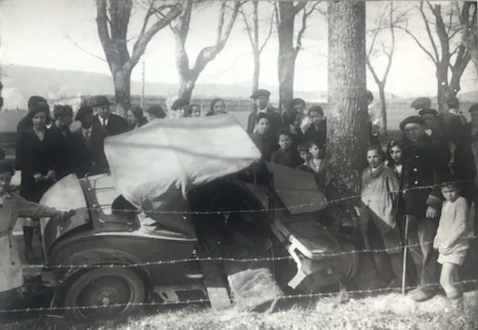 Accidente en la Vuelta del Castillo de Iruñea. 1932 (GALLE)