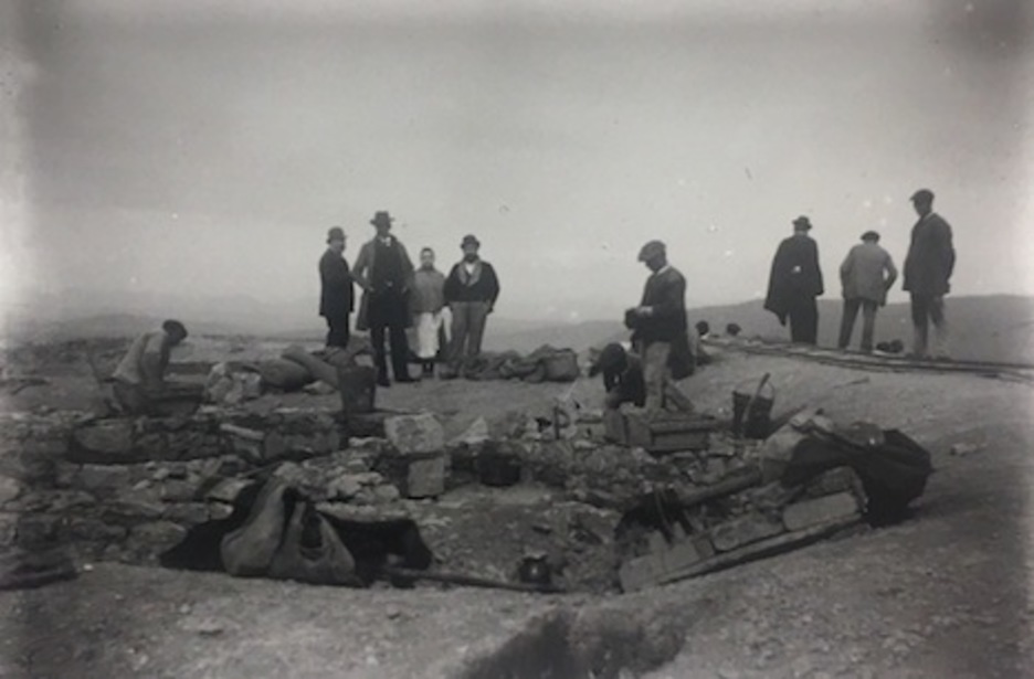 Trabajos de construcción del fuerte de Ezkaba. Tomada entre 1891 y 1919. (Julio ALTADILL)