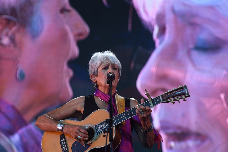 Donostiako Jazzaldia Joan Baez eta Jamie Cullumek ireki zuten.