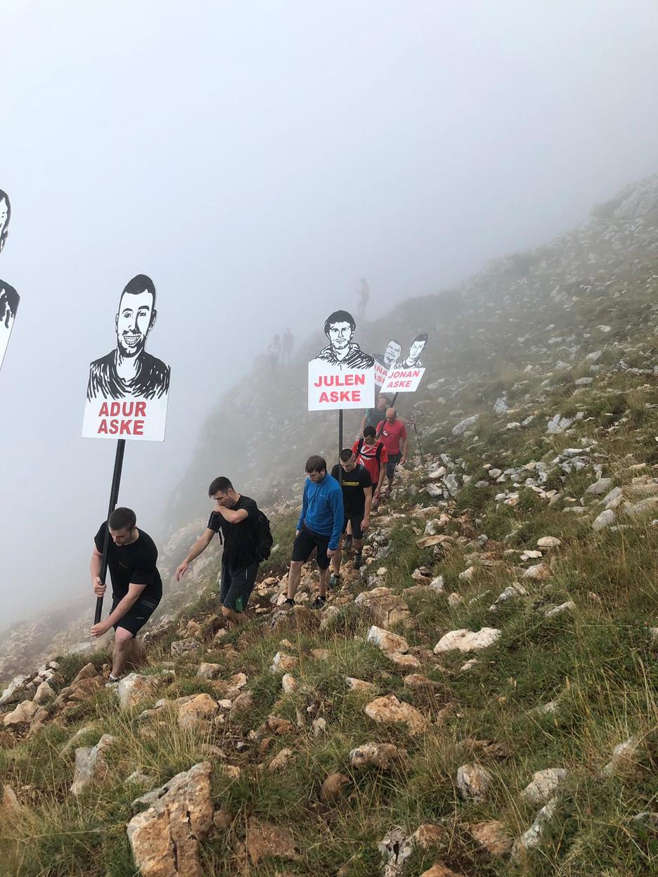 Igoerako azken metroak, lainopean. (NAIZ)