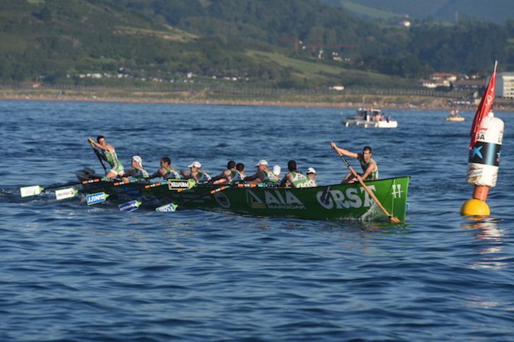 Hondarribia se dispone a realizar una de las tres ciabogas. (Andoni CANELLADA/FOKU)