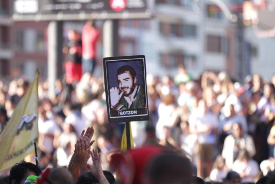 La Audiencia Nacional reabre la polémica sobre las fotos de los presos en el inicio festivo. (Endika PORTILLO/FOKU) La Audiencia Nacional reabre la polémica sobre las fotos de los presos en el inicio festivo. (Endika PORTILLO/FOKU)