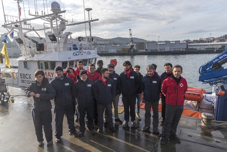 El Aita Mari y su tripulación, en una imagen de enero pasado. (Andoni CANELLADA | FOKU)