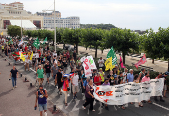 Uztailaren 13an Biarritzen egin zen G7aren kontrako manifestazioa. Bob EDME