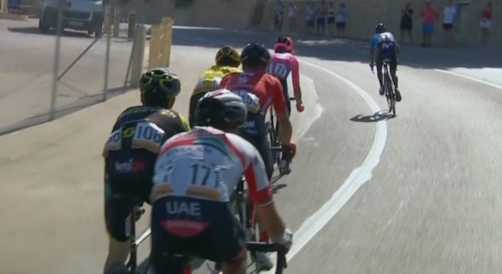 Momento en el que salta Quintana con Nieve en la parte de atrás. (MOVISTAR)