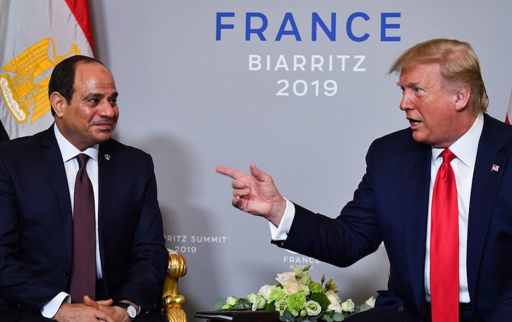 El presidente de EEUU con su homólogo egipcio, Al-Sissi. (NICHOLAS KAMM / AFP)