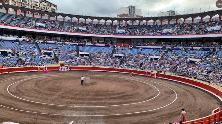 Plaza de toros de Vista Alegre durante la última Aste Nagusia. (vía twitter @ibartolome)