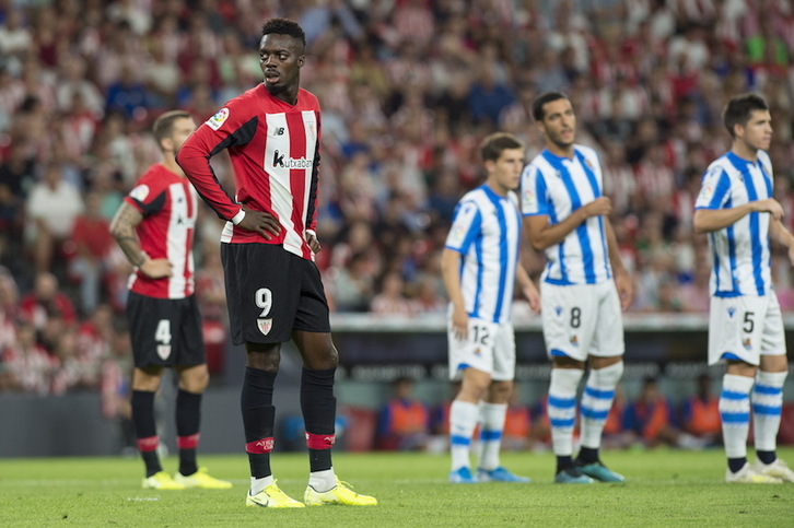 Williams en el derbi ante la Real. (Monika DEL VALLE / FOKU)