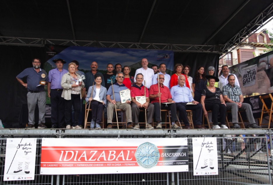 Irabazle eta omendu guztiak. (Endika PORTILLO / FOKU) Irabazle eta omendu guztiak. (Endika PORTILLO / FOKU)