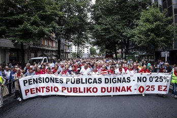 Manifestación de pensionistas durante la Aste Nagusia. (Aritz LOILA/FOKU)