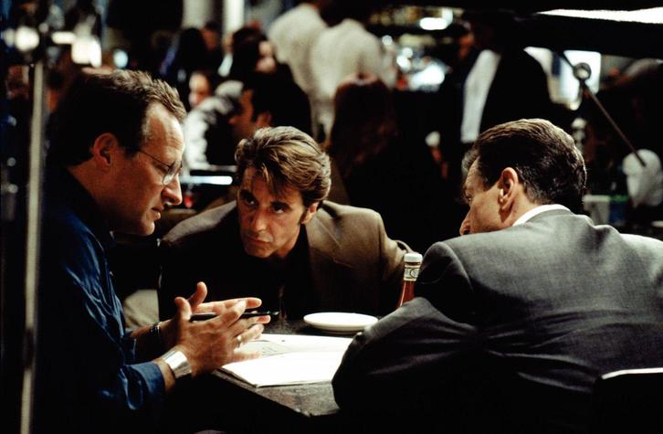 Michael Mann junto a Robert de Niro y Al Pacino en 'Heat'. (WARNER BROS.)
