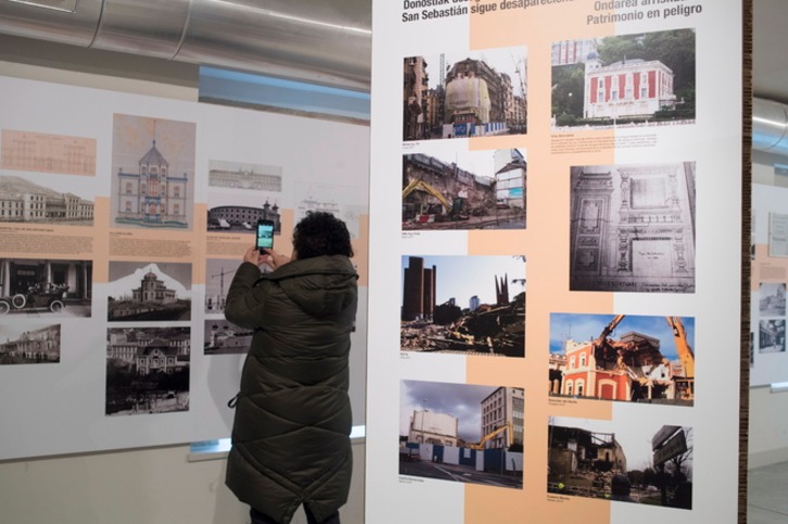Una exposición organizada durante la primera edición de la Bienal, en 2017. (Juan Carlos RUIZ / FOKU)